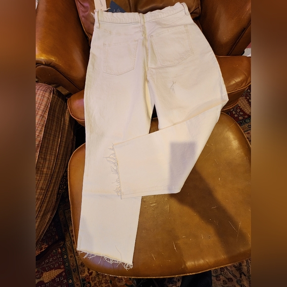 Universal Thread Cream Ripped Knees sStraight Leg Denim, Size 12 - Picture 7 of 7